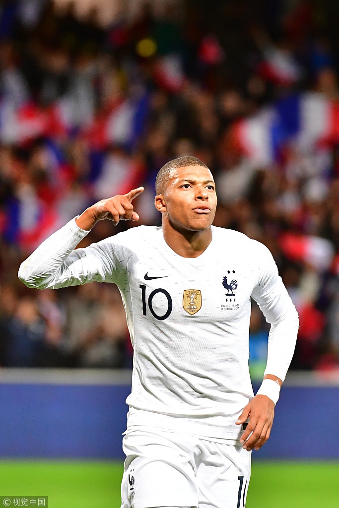 203场63球，福登英超生涯进球数已超越贝克汉姆和亚亚-图雷（英超203场斩获63球，福登生涯进球数已超贝克汉姆与亚亚-图雷）